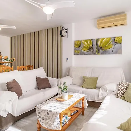 Apartment Stunning In Benalamdena With Kitchen *