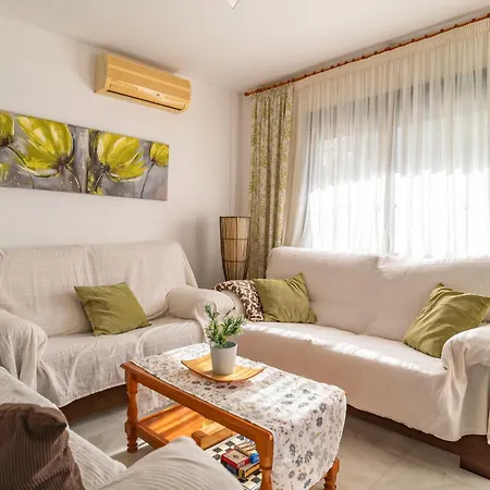 Stunning In Benalamdena With Kitchen *